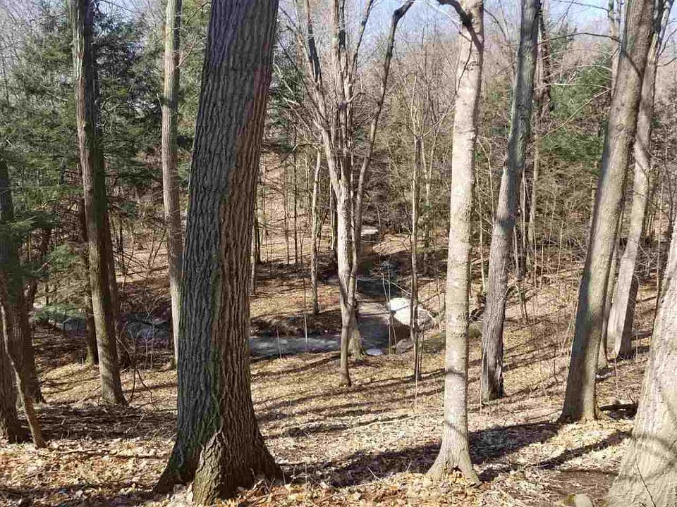 2nd image of 372 Woodfield Prairie Way