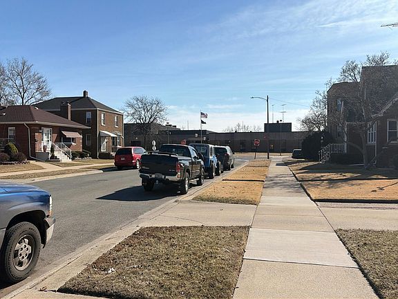 5th image of 4326 Ivy St