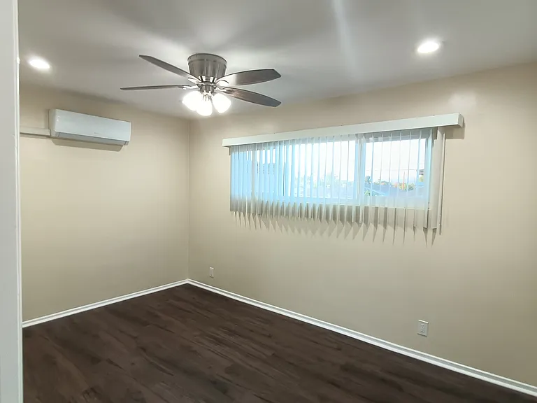 6809 Vinevale Ave #K — Photo 12