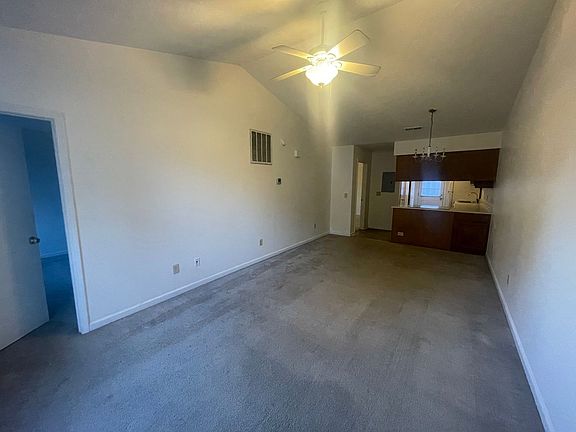 3rd image of 5204 Fox Ct #B