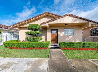 10425 SW 26th Ter, Miami, FL 33165