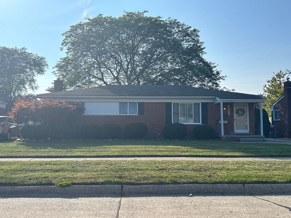 1st image of 29625 Moulin Ave