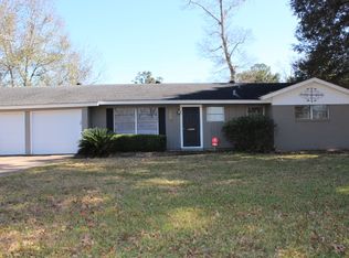 1350 Rikisha Ln, Beaumont, TX 77706