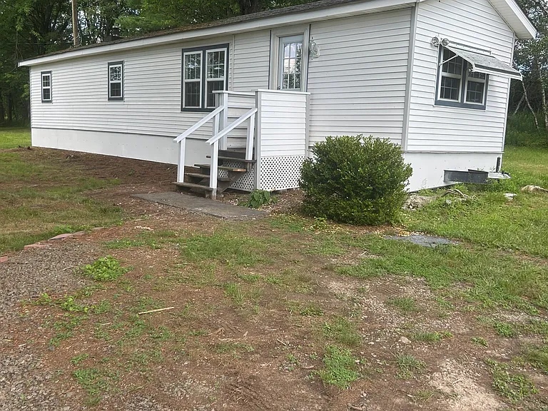 46 Sawmill Rd — Photo 1