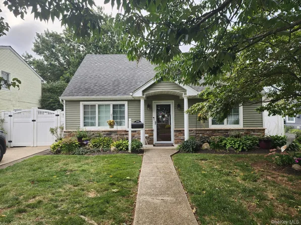 2453 Hull Avenue, North Bellmore, NY 11710