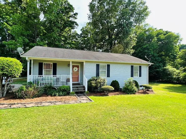 318 Crescent Dr, Greenwood, SC 29646