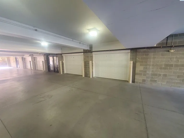 434 Bradley Blvd #204 — Photo 18