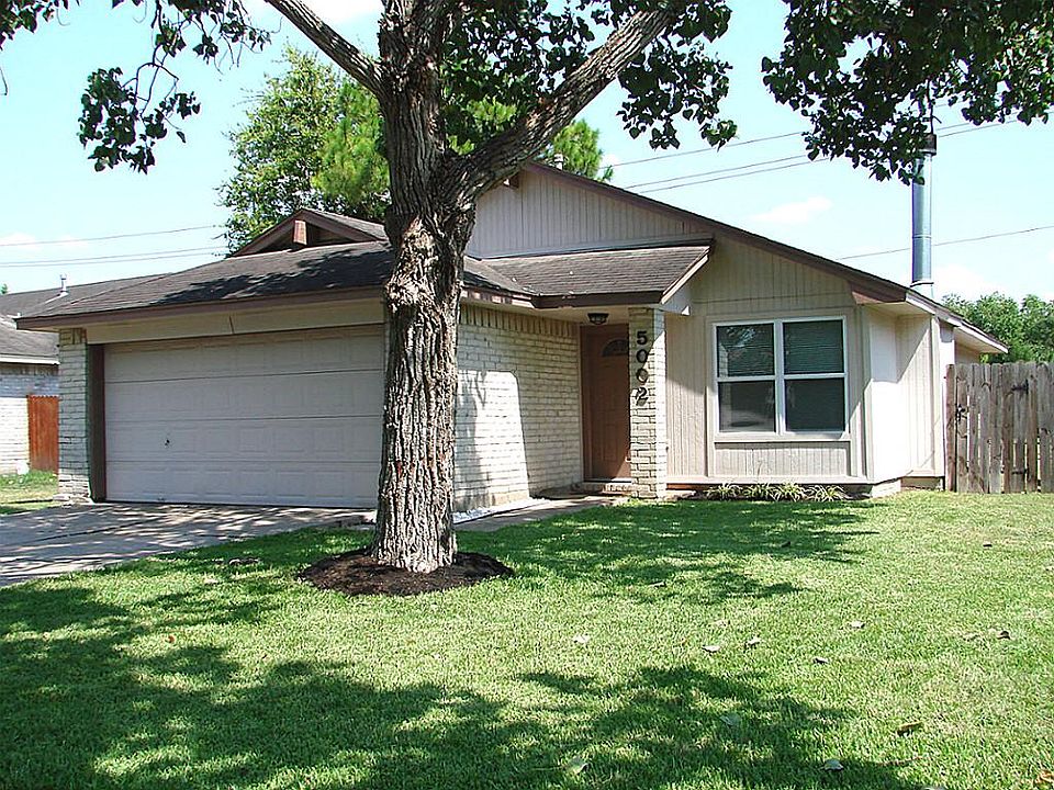 1st image of 5002 Riverwood Dr