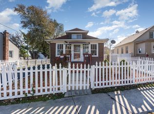 1311 Kane St, Aurora, IL 60505