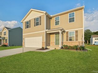 2248 Gunnison Ln, Monroe, MI 48162