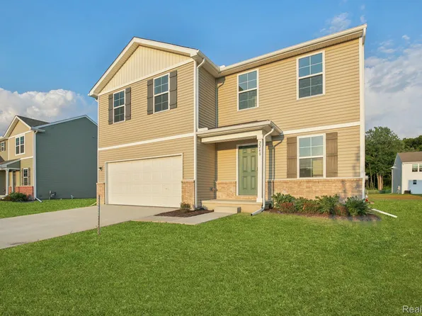 2248 Gunnison Ln, Monroe, MI 48162