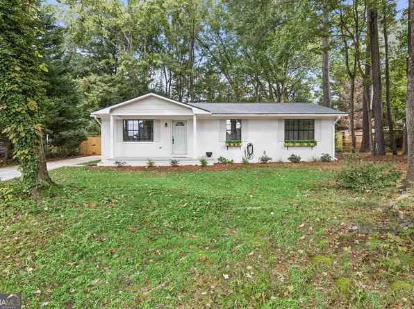 7 Brookfield Dr, Newnan, GA 30265