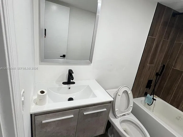 4111 Stirling Rd #209 — Photo 10