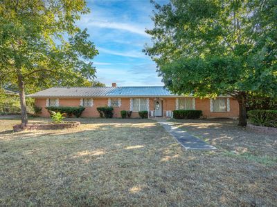 1007 N Bosque St, Meridian, TX, 76665