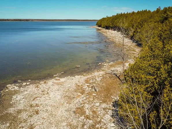 24 Marshalls Point Bay Rd, Sister Bay, WI 54234