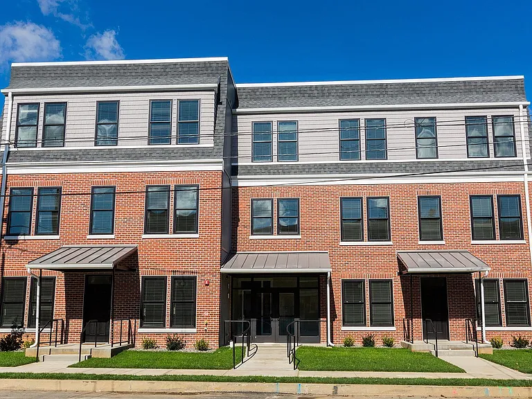 213 Jackson St #9 — Photo 1