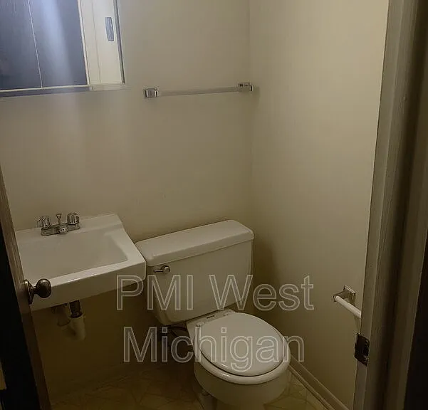 4258 Bond Ave #1 — Photo 11
