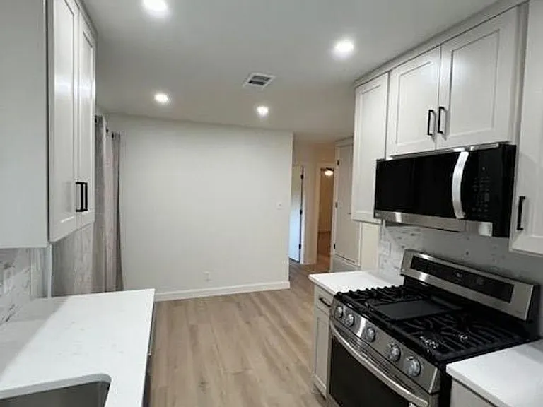 8012 Pinedale Cv #A — Photo 9