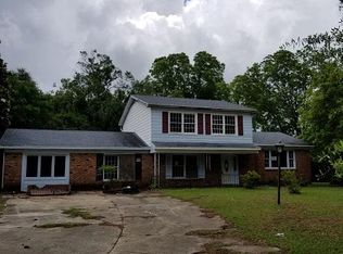 4727 Pamlico Rd, Fayetteville, NC 28304