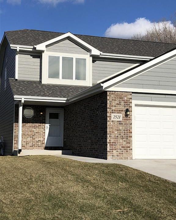 1st image of 2521 Parkfield Dr #53090