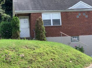 1113 Jacks Run Rd, North Versailles, PA 15137