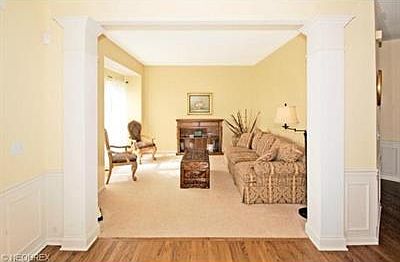 3rd image of 36706 Glendenning St