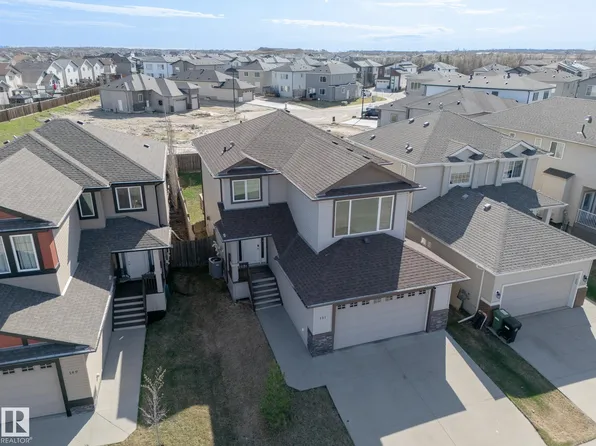 151 Caledonia Dr, Leduc, AB T9E 0N2