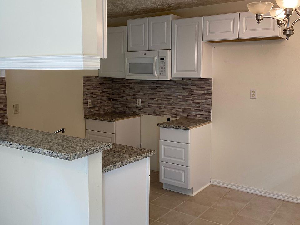 2nd image of 5311 Canterway Dr
