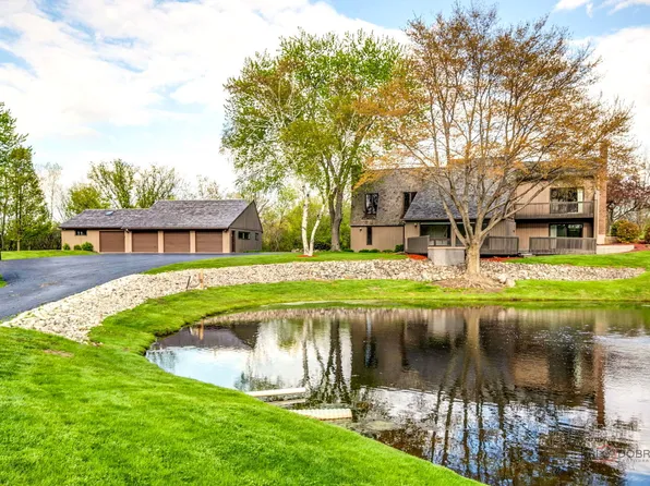25854 W Nippersink Rd, Round Lake, IL 60073