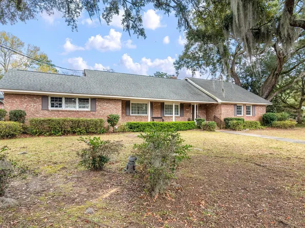 1790 Wilshire Dr, Charleston, SC 29407