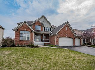 3320 Tall Grass Dr, Naperville, IL 60564