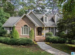 413 Oak Glen Ln, Birmingham, AL 35244