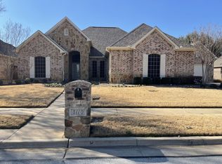 8110 Silver Spur Dr, Arlington, TX 76001