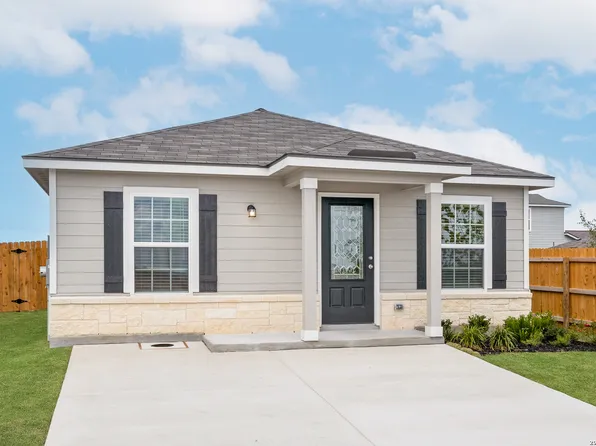 11522 Woodpecker Dr, San Antonio, TX 78223