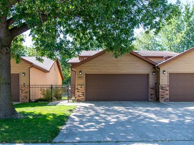 3208 16th Ave S, Fargo, ND, 58103