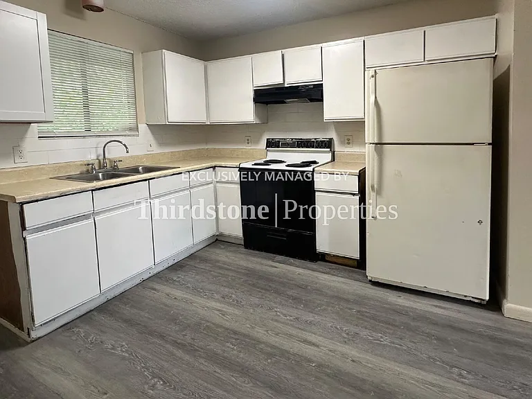 5128 Westchase Ct #4 — Photo 3