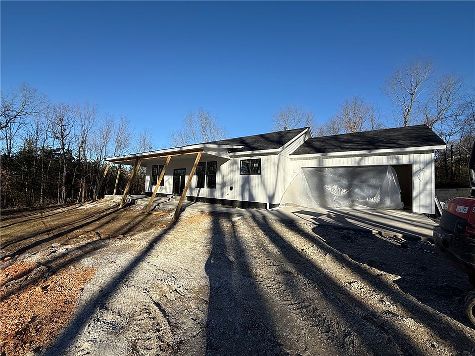 2nd image of 10280 Smokey Ln