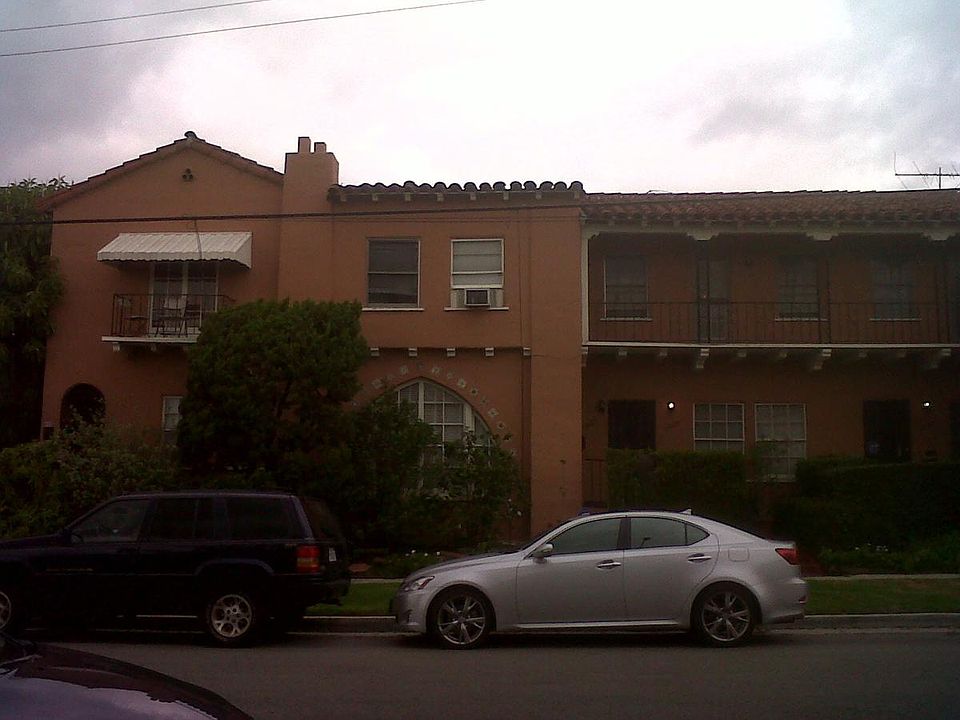 1st image of 402 N Vista St
