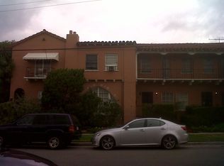 402 N Vista St, Los Angeles, CA 90036