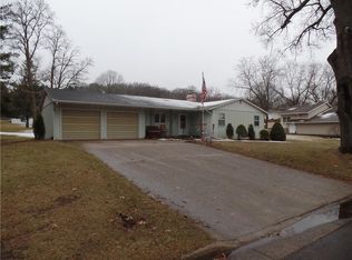 909 Goodrich St, Durand, WI 54736