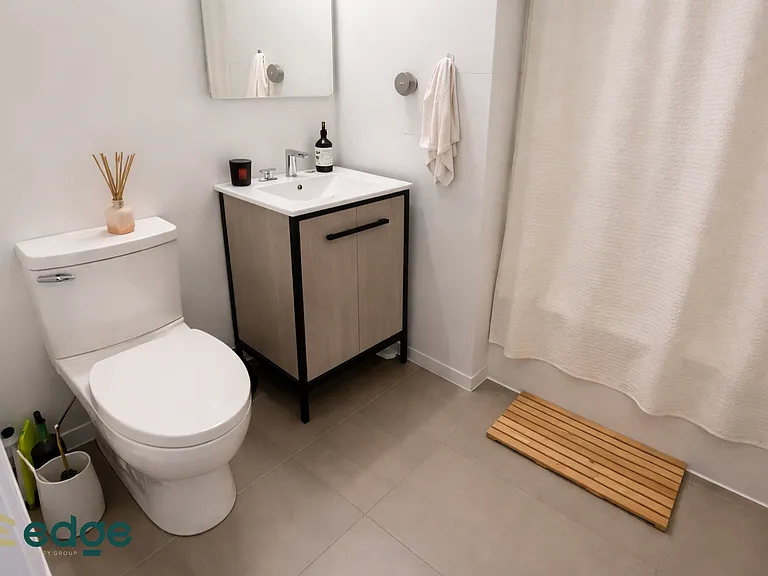 169 Graham Ave #504 — Photo 5