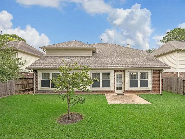 4627 Plymouth Way — Photo 20
