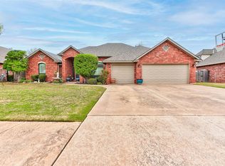 3805 Annalane Dr, Norman, OK 73072