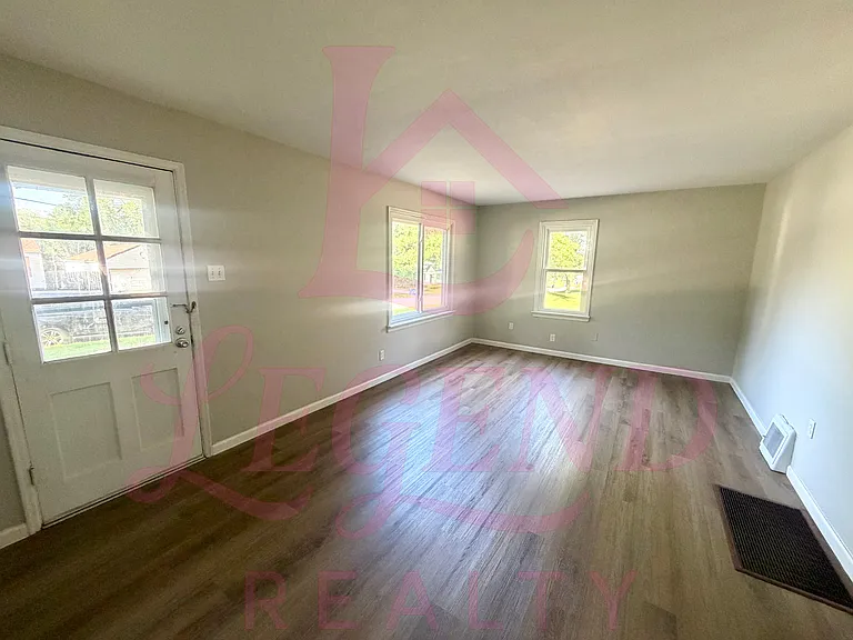 10869 Pear Tree Ln — Photo 10
