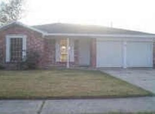 8811 Glen Shadow Dr, Houston, TX 77088