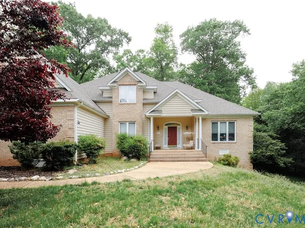 8143 Seaview Dr, Chesterfield, VA 23838