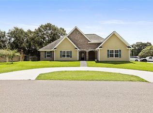 129 Saint Anthony St, Luling, LA 70070