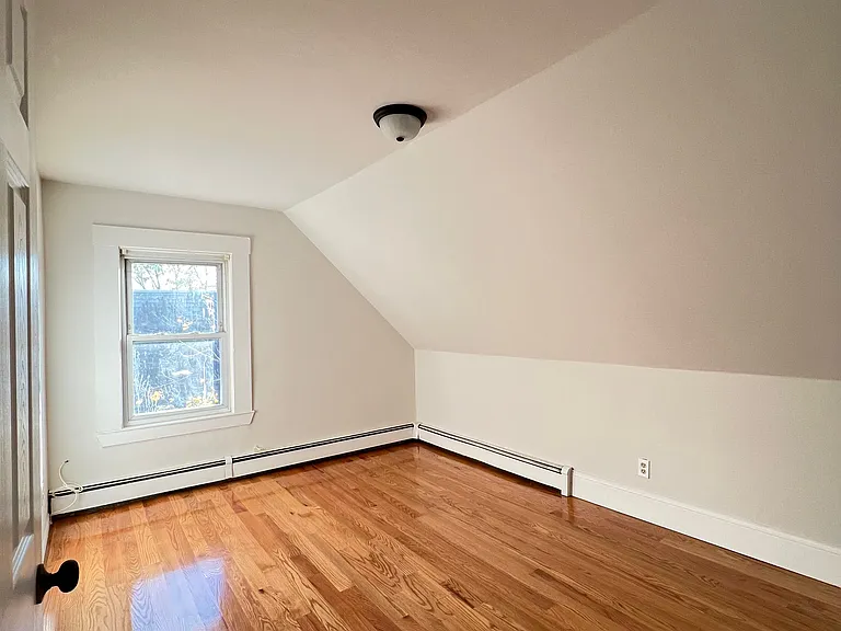 27 Barry St #2R — Photo 26