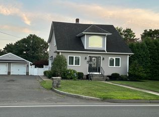 681 Mill St, Feeding Hills, MA 01030