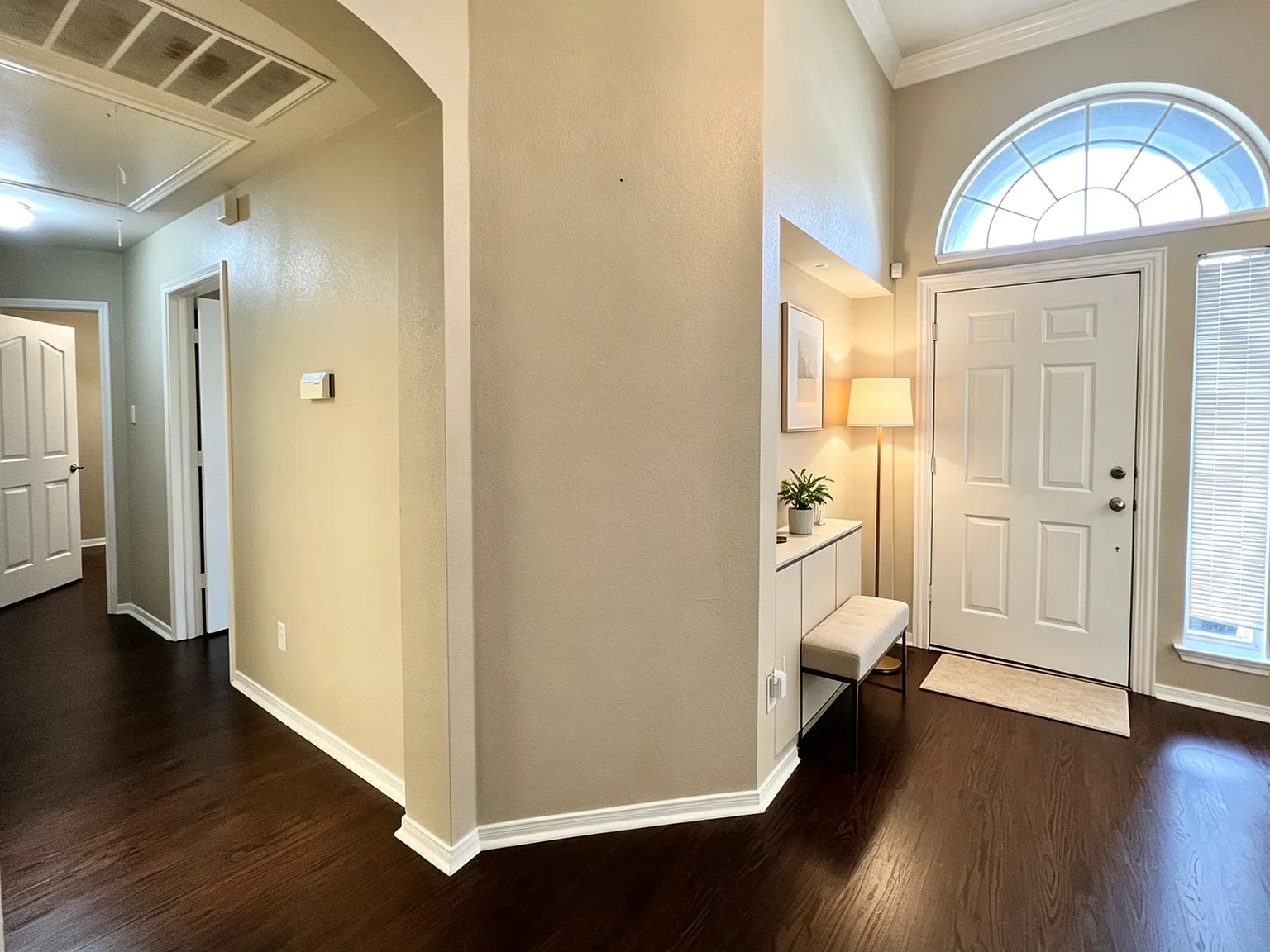 4 bed, 1804 sqft, $2,599 — Photo 4